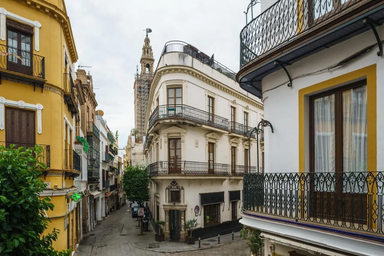 Numa Seville Molina Apartahotel